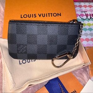 ❌SOLD ✨Louis Vuitton Key Pouch in Damier Graphite